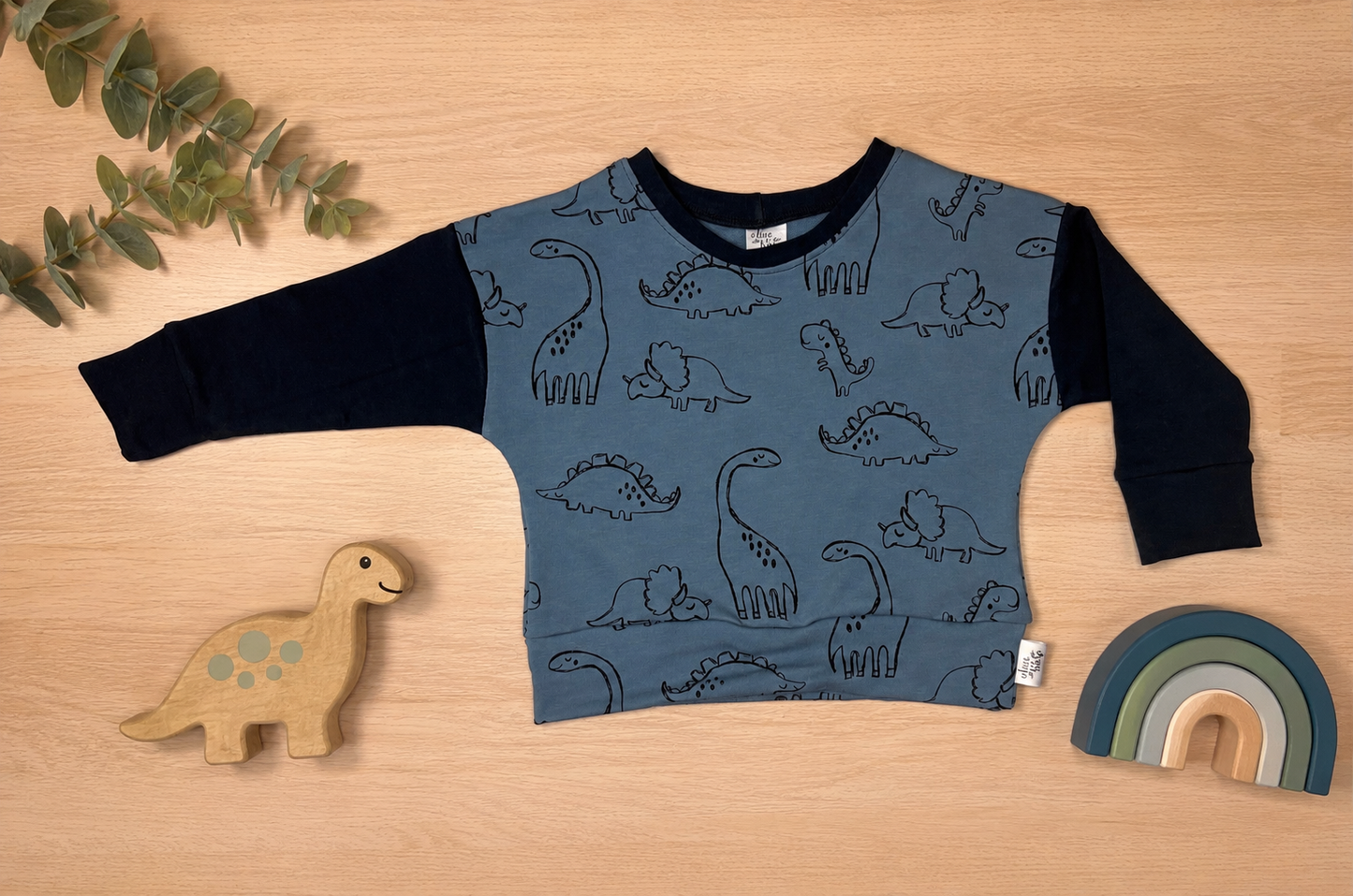 Andi Oversized Crew- Dinos