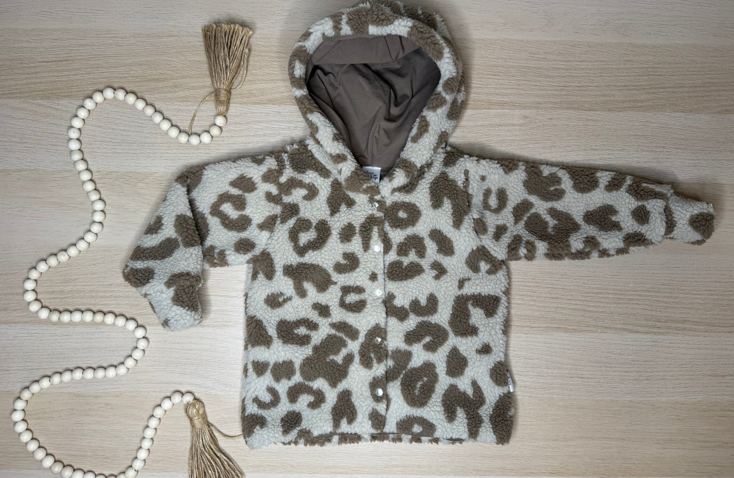 Quinn Teddy Fleece Shacket- Leopard (thicker than floral and hearts)