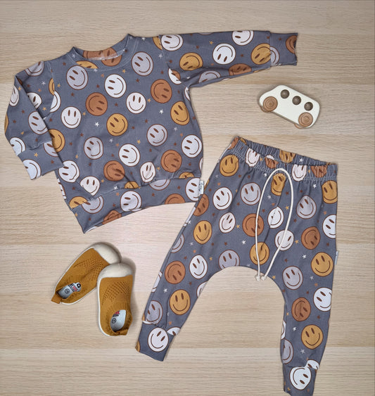 Finley Jogger Set- Smiley Face