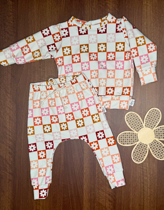 Finley Jogger Set- Check Flowers