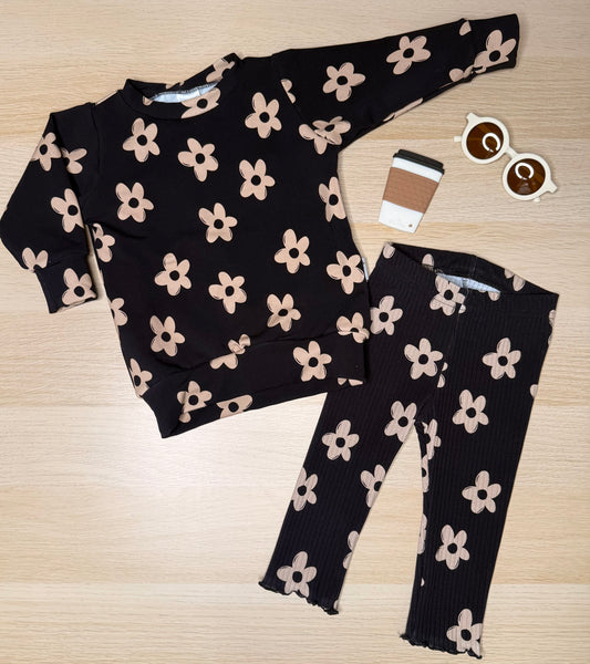 Saylor Tunic & Leggings- Black Daisy